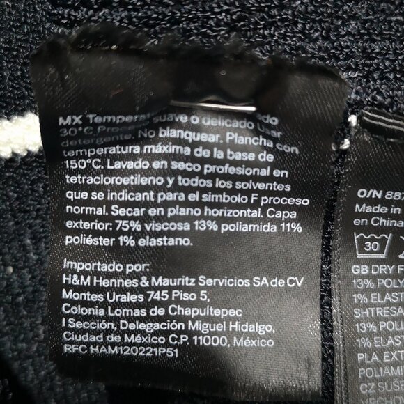 H&M Edition Ladies Size Large Navy w/ White Stripes Round Neck Sweater - Picture 5 of 11